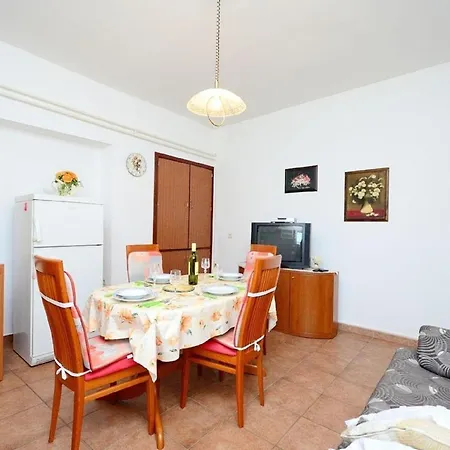 Appartement Fuer 3 Personen Ca 52 Qm In Premantura, Istrien Istrische Riviera Premantura