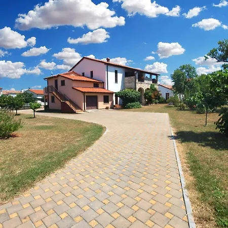 Appartement Fuer 3 Personen Ca 52 Qm In Premantura, Istrien Istrische Riviera *