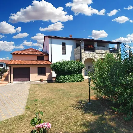 Fuer 3 Personen Ca 52 Qm In Premantura, Istrien Istrische Riviera